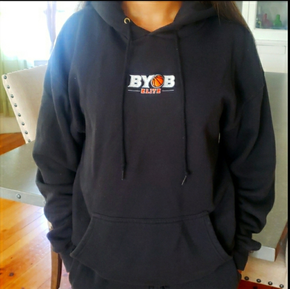 BY🏀B hoddie unisex